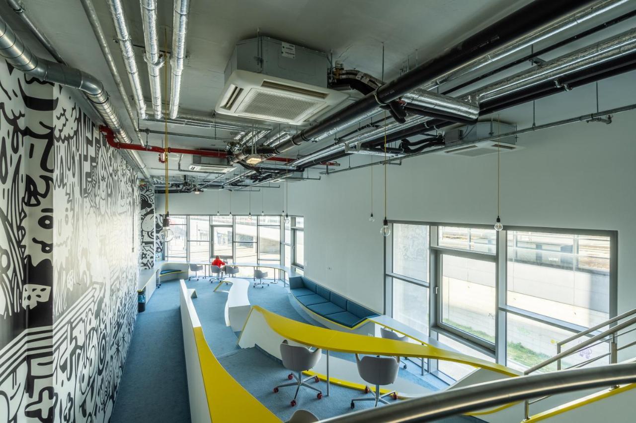 Whats-App Self-Check-In - Paerchen Wohnung Am Hauptbahnhof Vienna Exterior photo