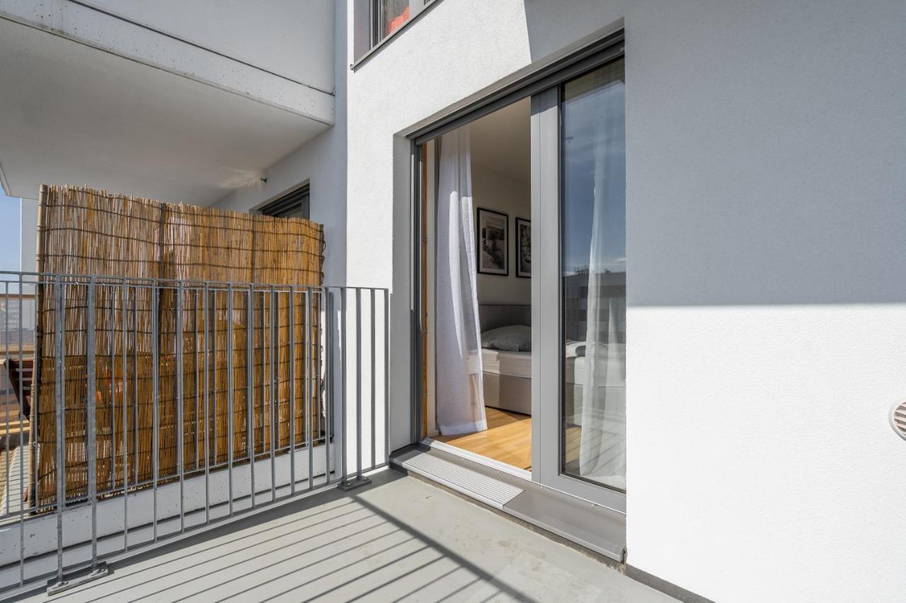 Whats-App Self-Check-In - Paerchen Wohnung Am Hauptbahnhof Vienna Exterior photo