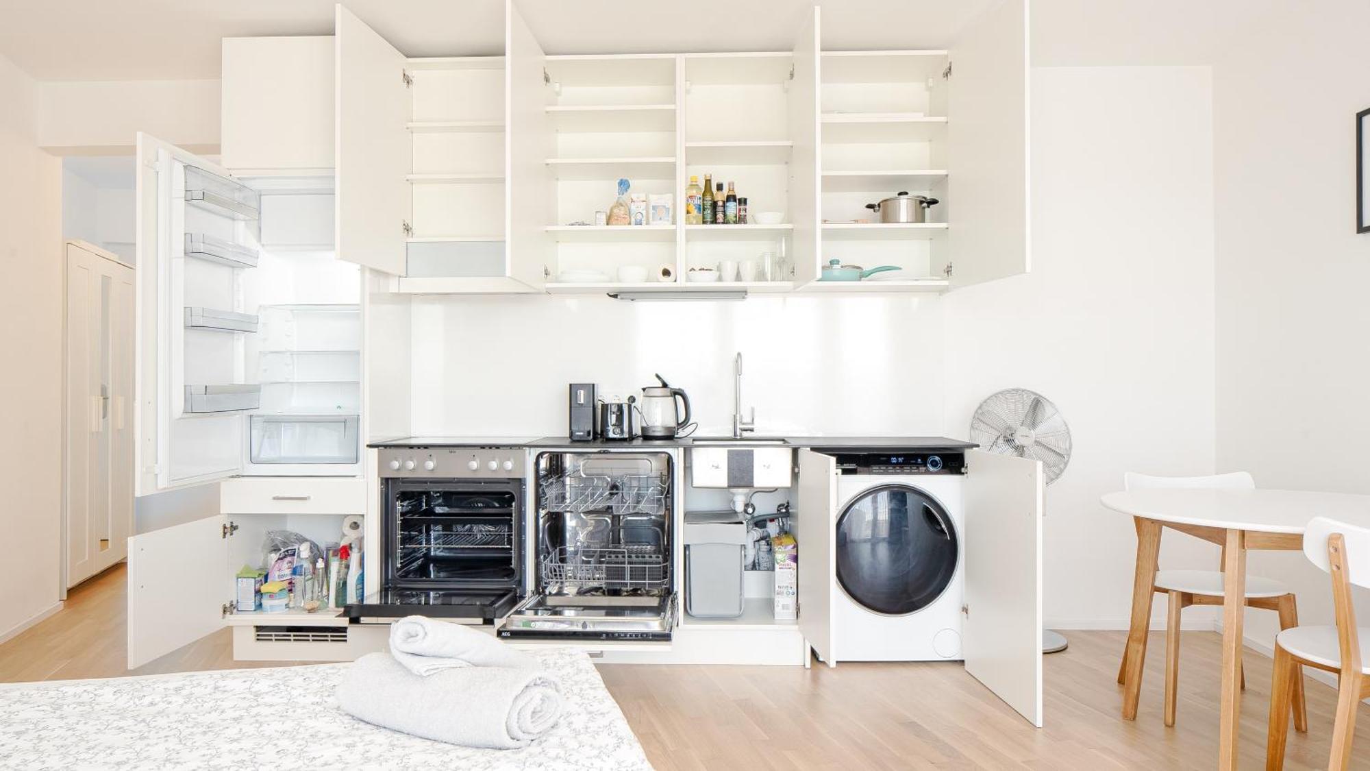 Whats-App Self-Check-In - Paerchen Wohnung Am Hauptbahnhof Vienna Room photo